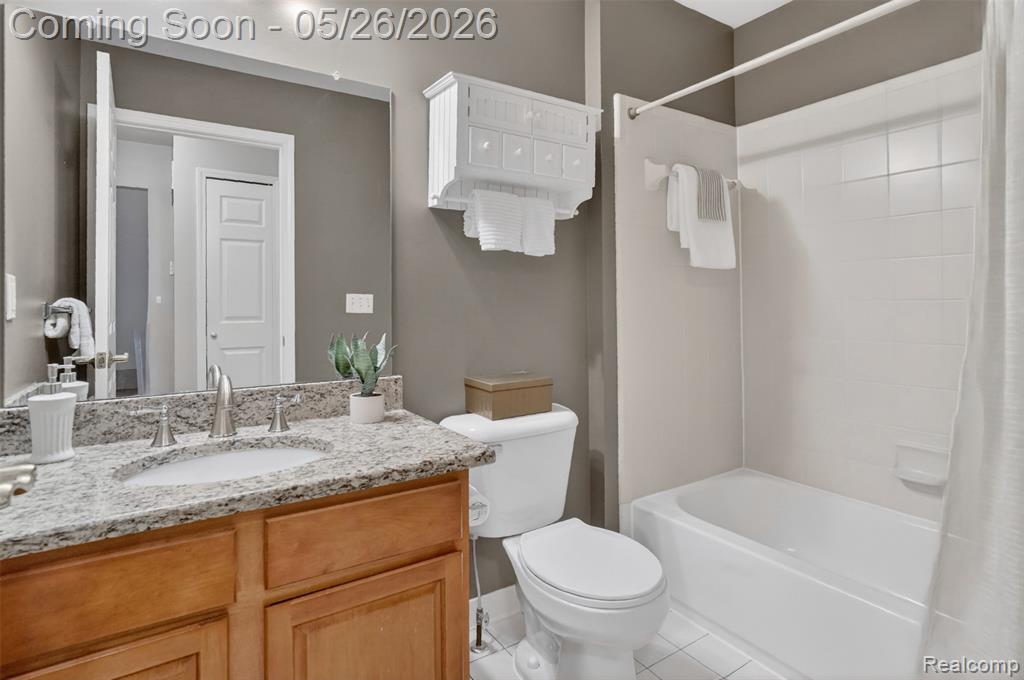 3550 Lexington Drive, Auburn Hills, MI 48326 — Photo 22