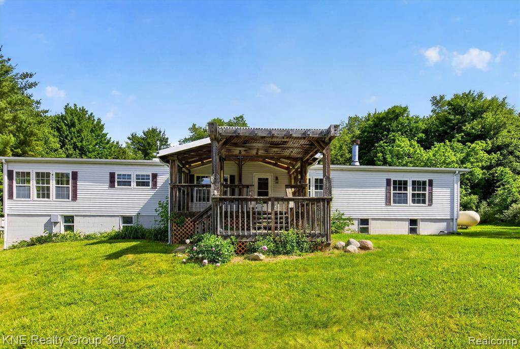 4884 Piersonville Road, Columbiaville, MI 48421 — Photo 4