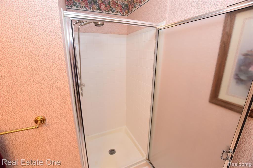 2117 OAKBROOK Boulevard, Walled Lake, MI 48390 — Photo 23