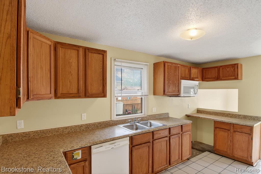 26 Perrin Street, River Rouge, MI 48218 — Photo 12