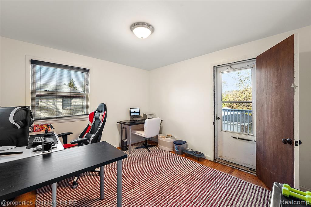 852 Harcourt Road, Grosse Pointe Park, MI 48230 — Photo 37