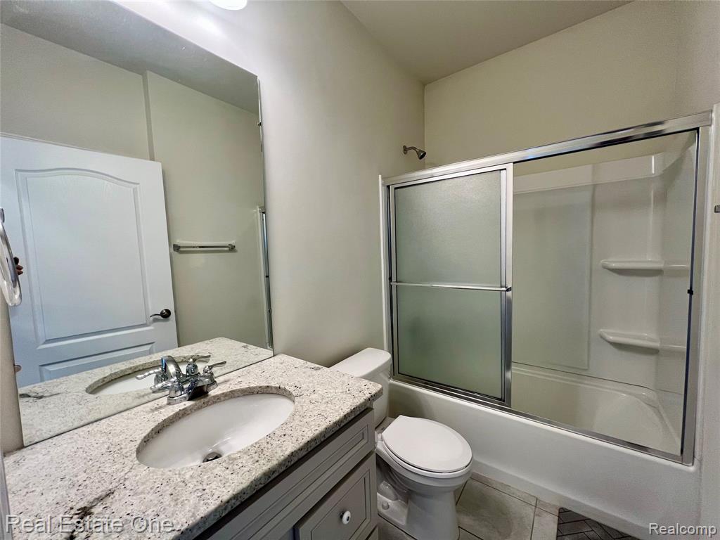 1113 Lark Street, Lake Orion, MI — Photo 4