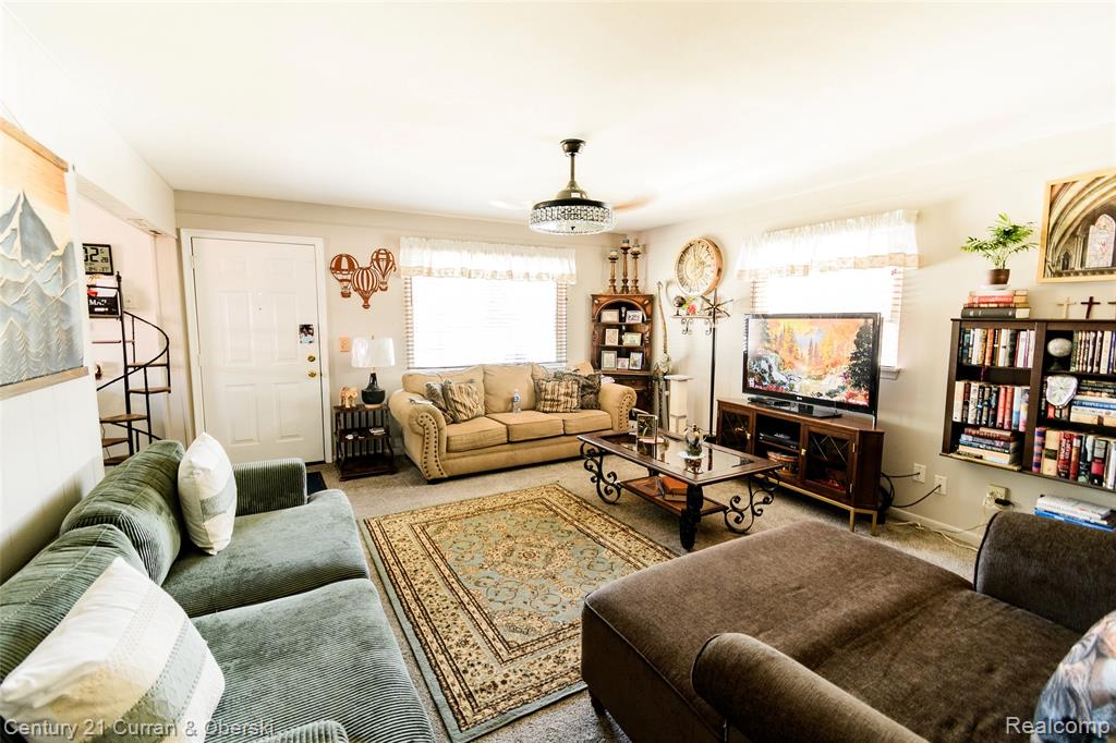 4644 Gertrude Street, Dearborn Heights, MI 48125 — Photo 3