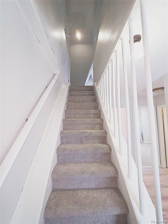 759 E Maxlow Avenue, Hazel Park, MI 48030 — Photo 27