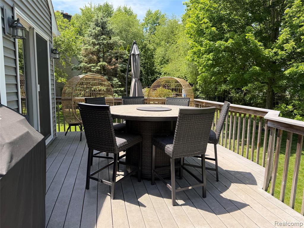 2380 Houghton Hollow Drive, Lansing, MI 48911 — Photo 8