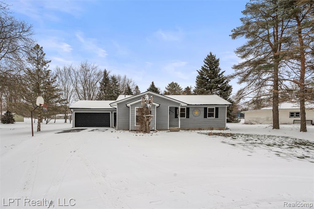 8088 Oreilly Circle, Davison, MI 48423 — Photo 2