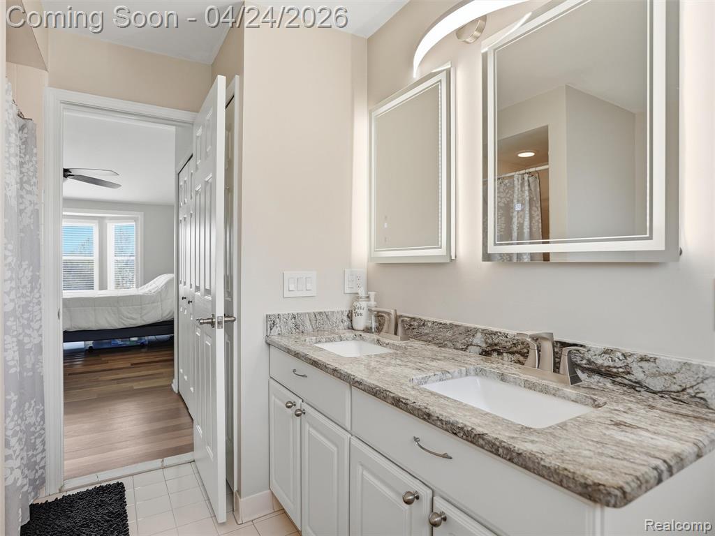 42610 Colorado Drive, Clinton Twp, MI 48036 — Photo 33