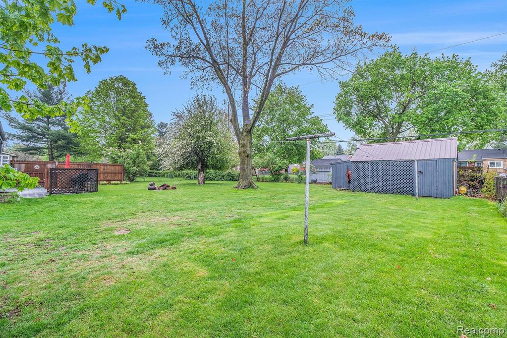 48525 ORIOLE Street, Shelby Twp, MI 48317 — Photo 27