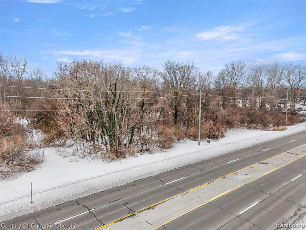 27597 Eureka, Romulus, MI 48174 — Photo 6