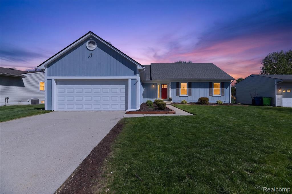 61350 Creekview Drive, South Lyon, MI 48178 — Photo 2