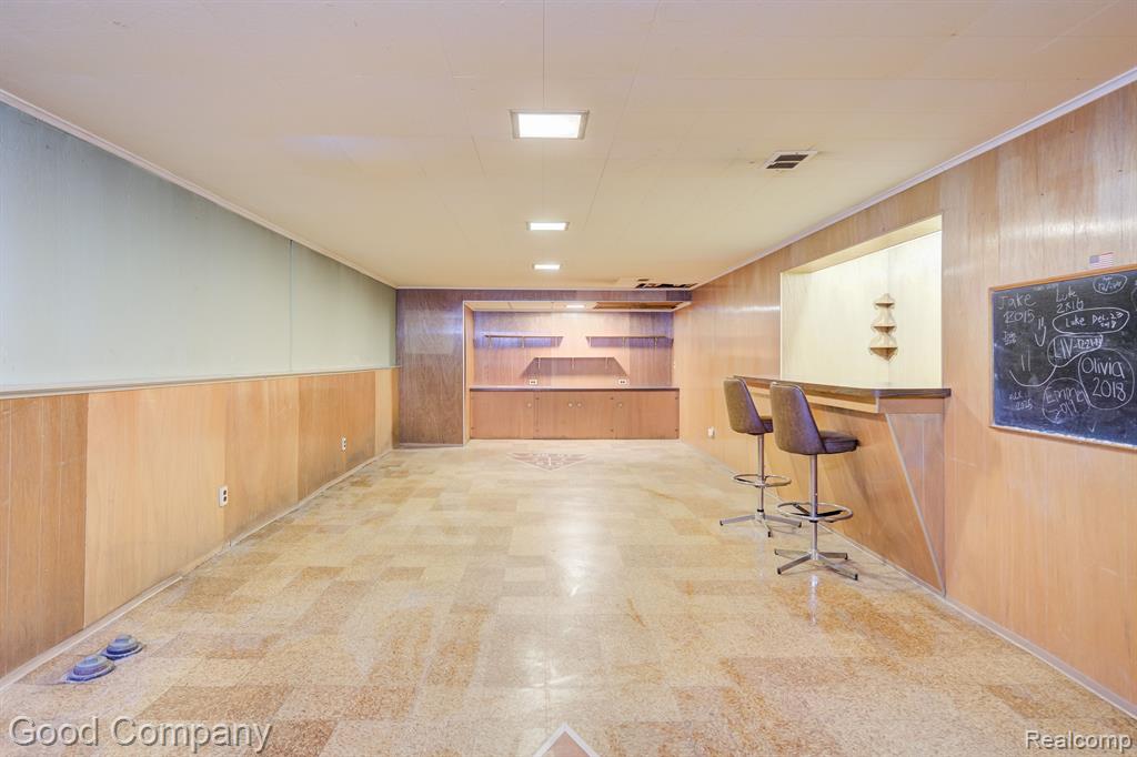 9074 SHANNON Drive, Sterling Heights, MI 48314 — Photo 24