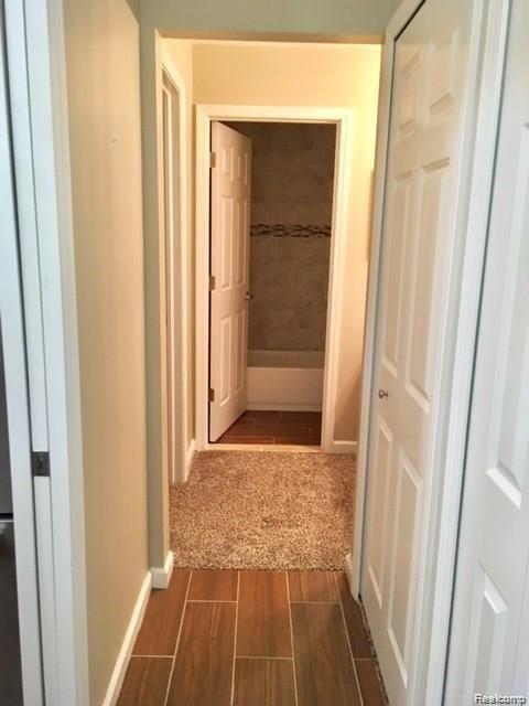 954 Bloomfield Village, Auburn Hills, MI 48326 — Photo 14