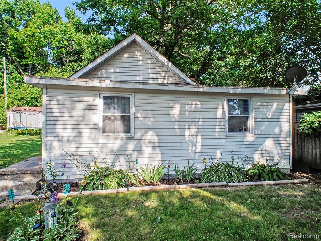 926 Martin Drive, Attica, MI 48412 — Photo 2