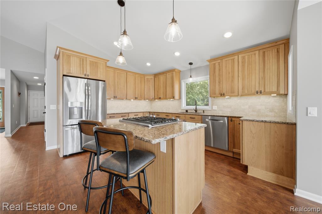 2939 Tamarack Lake Drive, Pinckney, MI 48169 — Photo 22