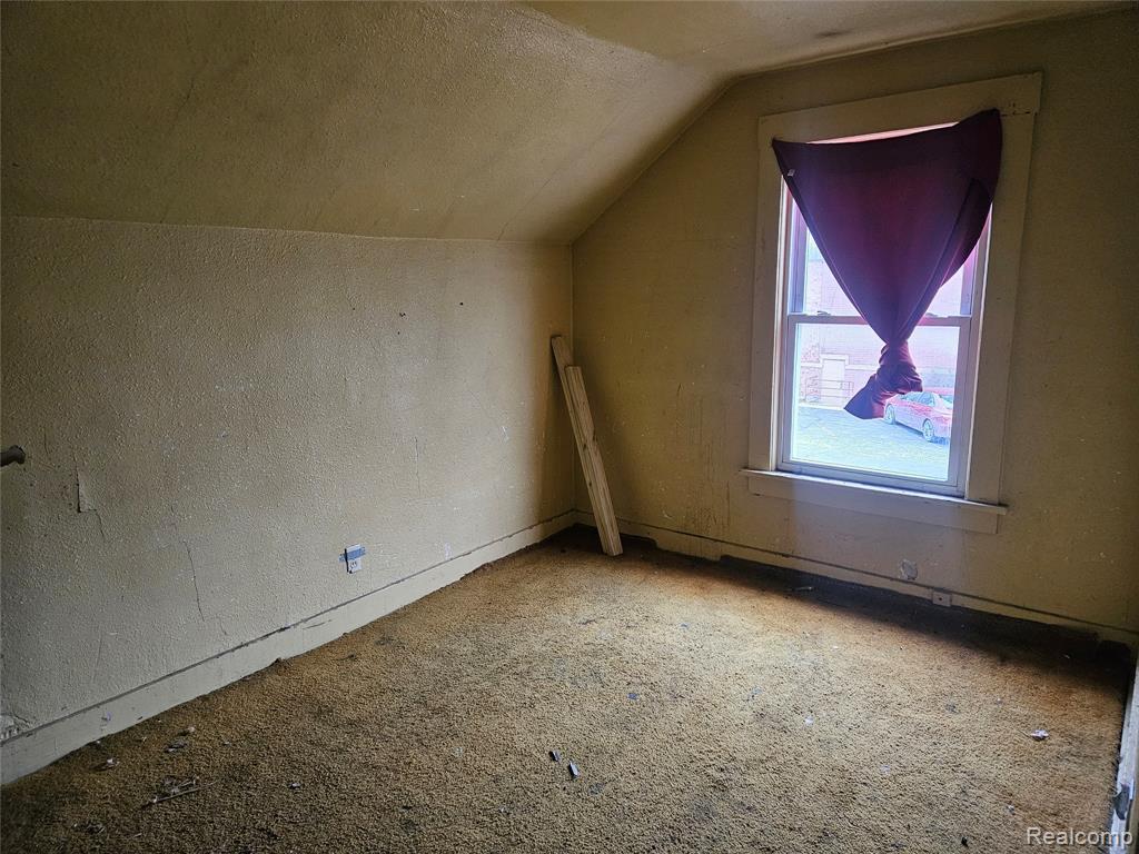 407 E 12th Street, Flint, MI 48503 — Photo 6