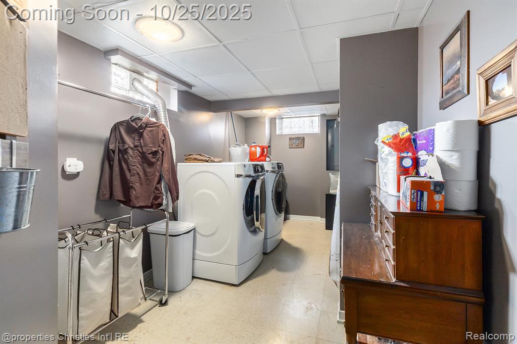 829 Duke, Milford, MI 48381 — Photo 17