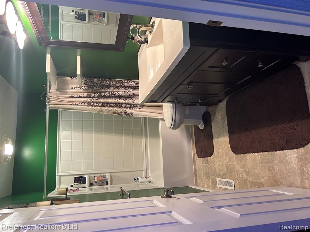 5242 Osburn Drive, Tecumseh, MI 49286 — Photo 12