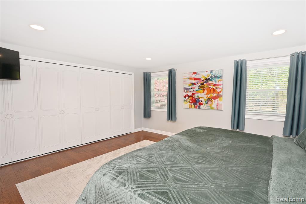 1562 Brentwood Drive, Troy, MI 48098 — Photo 18
