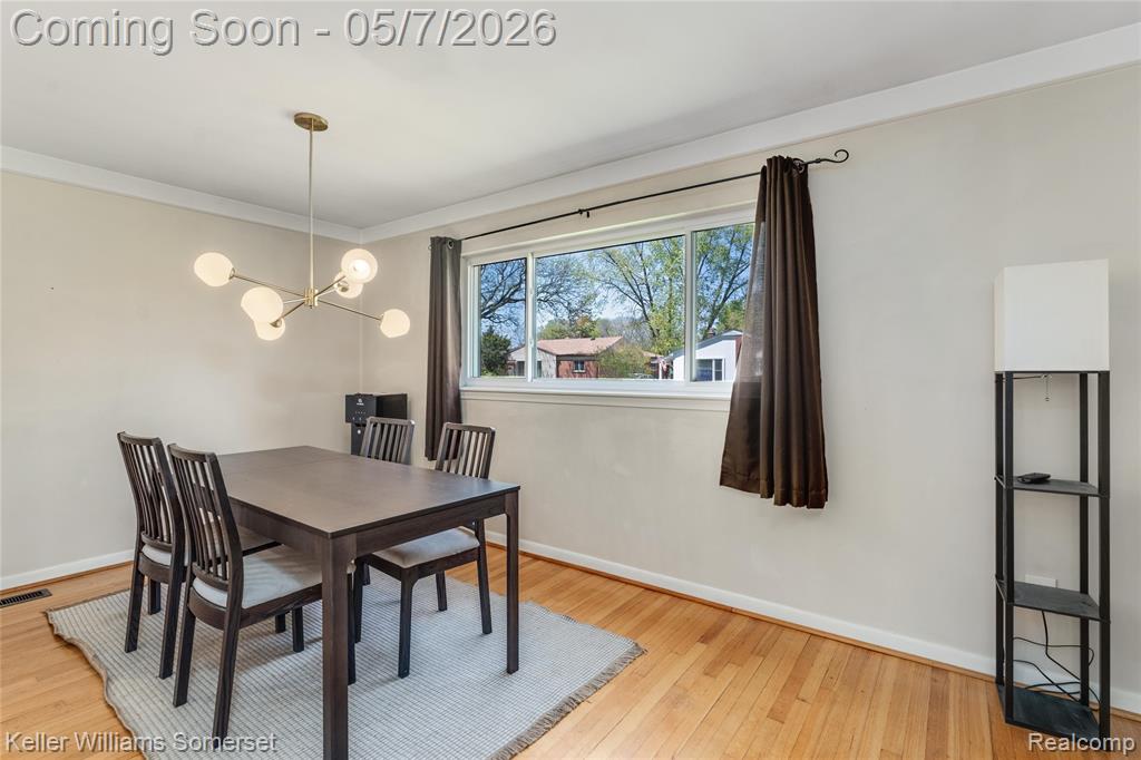 4320 Manor Avenue, Royal Oak, MI 48073 — Photo 9