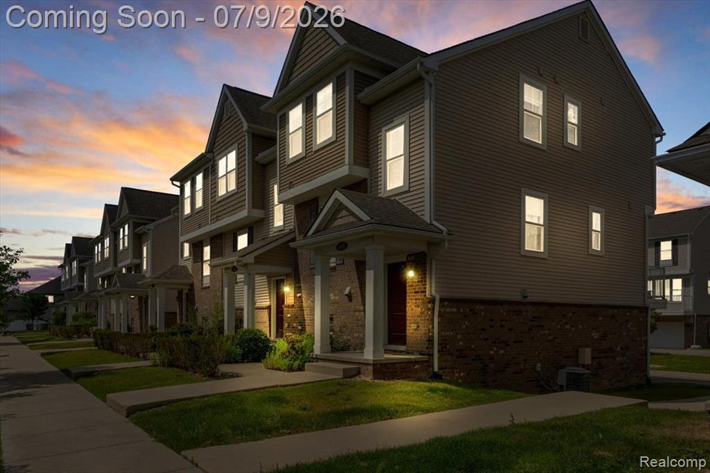 4600 Bradley Circle, Troy, MI 48085 — Photo 24