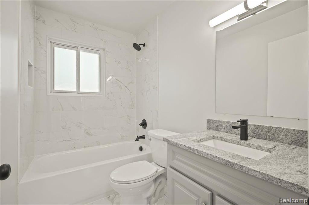 4014 GREENFIELD Road, Berkley, MI 48072 — Photo 14