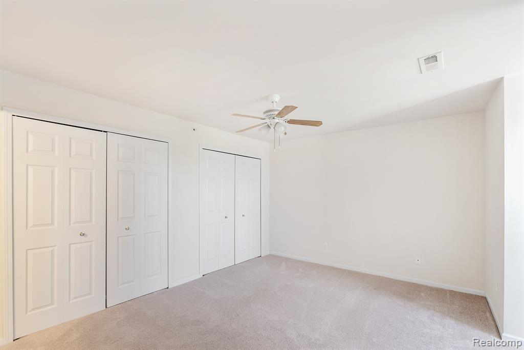 14105 ADDINGTON Drive, Commerce Twp, MI 48390 — Photo 23