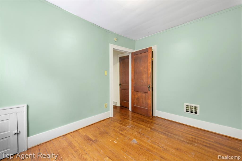 475 W Breckenridge Street, Ferndale, MI 48220 — Photo 17