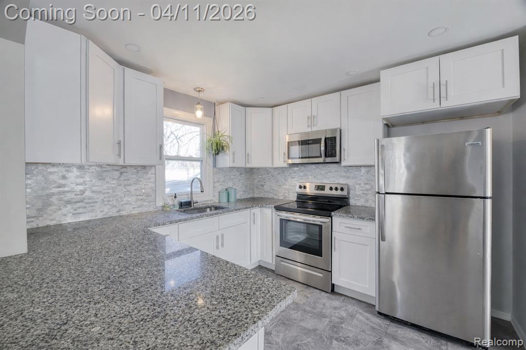 8416 Hugh Street, Westland, MI — Photo 13
