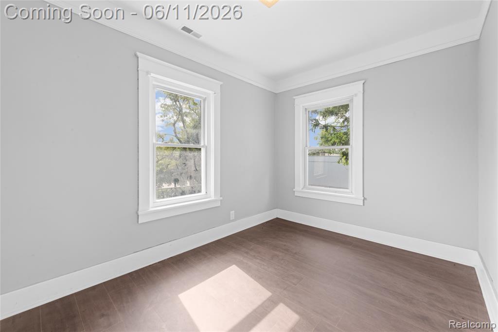 21855 Schoenherr Road, Warren, MI 48089 — Photo 20