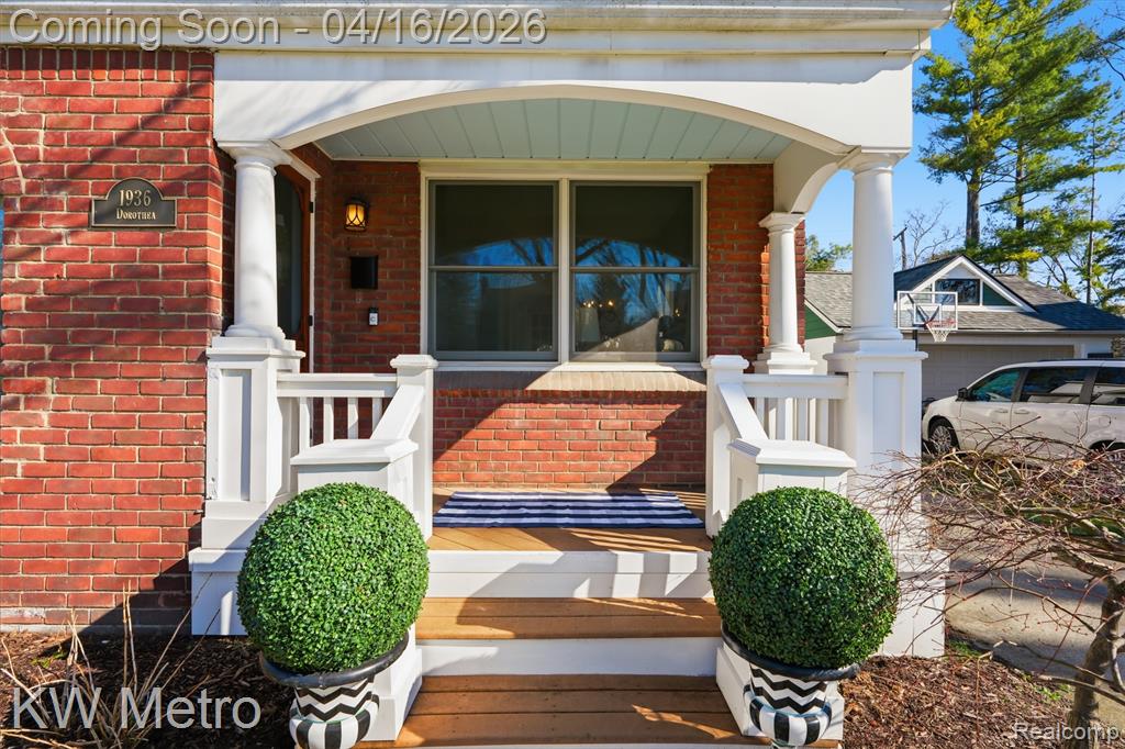 1936 Dorothea Road, Berkley, MI 48072 — Photo 2