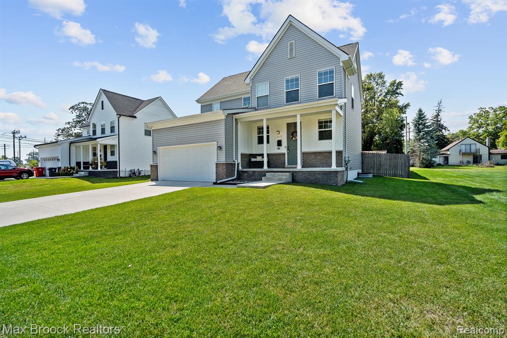 217 CLINTON Street, Romeo, MI 48065 — Photo 3
