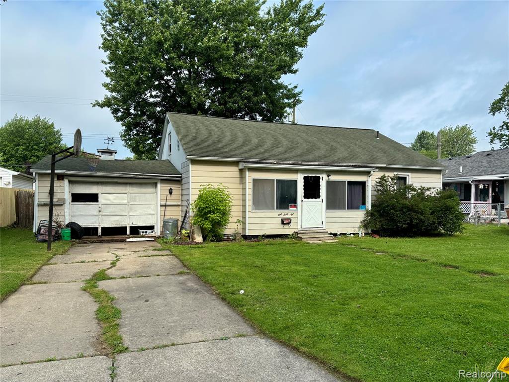 165 N 5th Street, Marine, MI — Photo 2