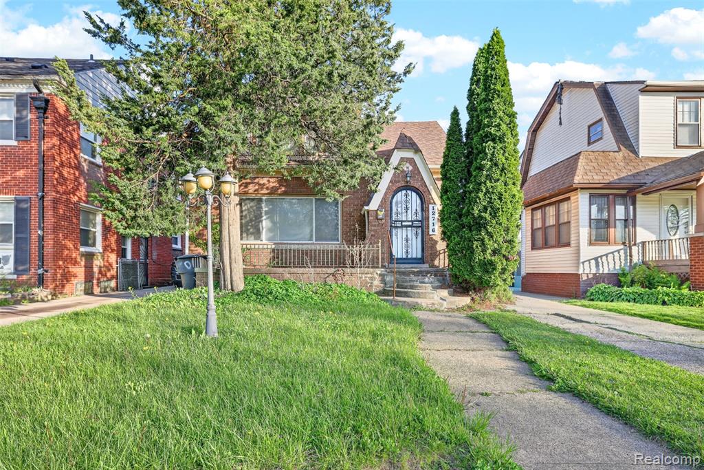12716 Wilshire Drive, Detroit, MI 48213 — Photo 28