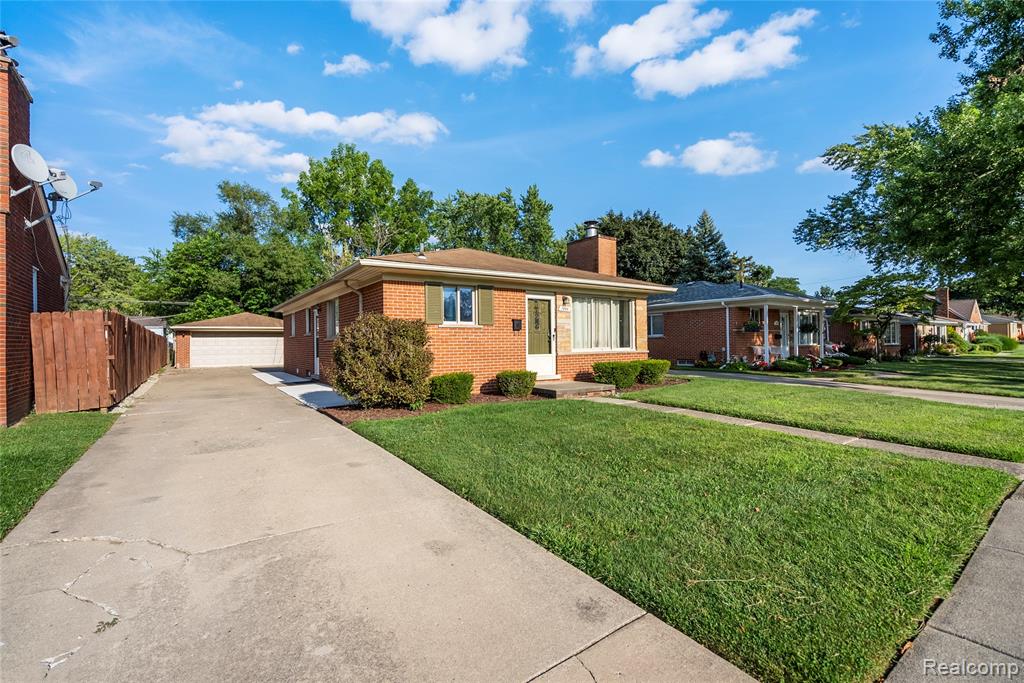 7486 Robindale Avenue, Dearborn Heights, MI 48127 — Photo 3