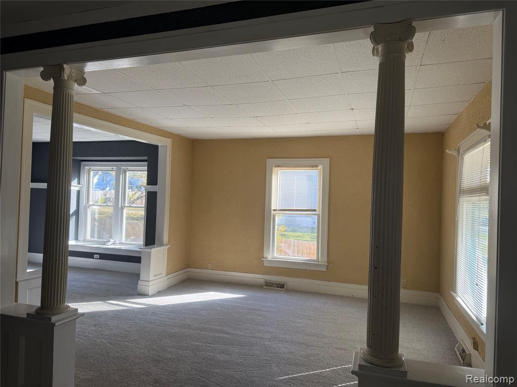 34 LIBERTY Street, Pontiac, MI 48341 — Photo 3