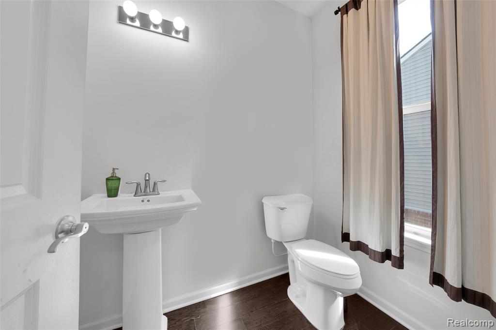 3236 Curtis Street, Wixom, MI 48393 — Photo 10