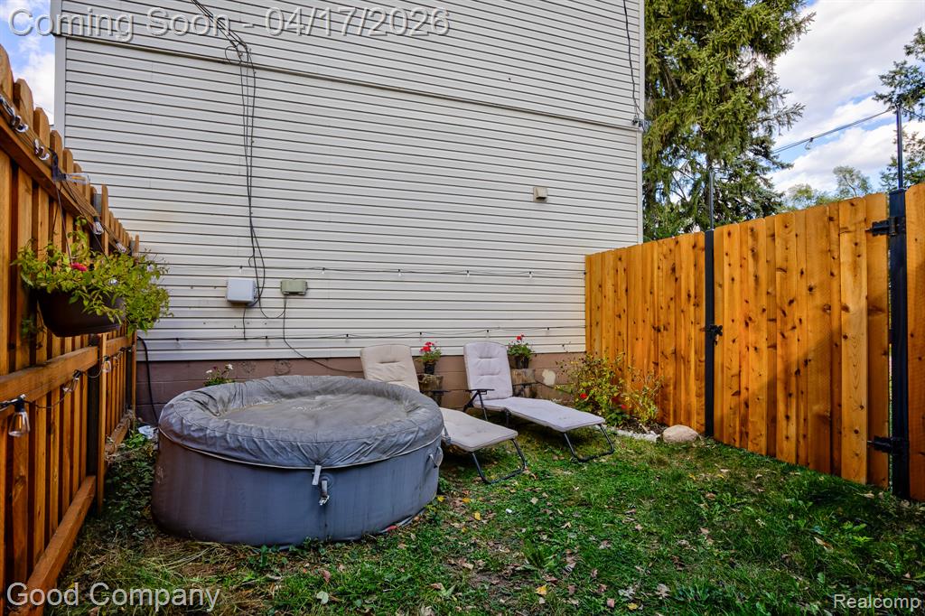 812 E George Avenue, Hazel Park, MI 48030 — Photo 64