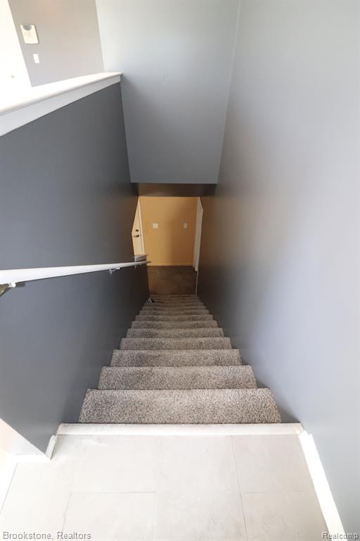 15652 STONE CROSSING Drive, Southfield, MI 48075 — Photo 18