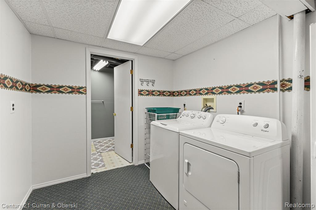 9377 Lamont Street, Livonia, MI 48150 — Photo 37