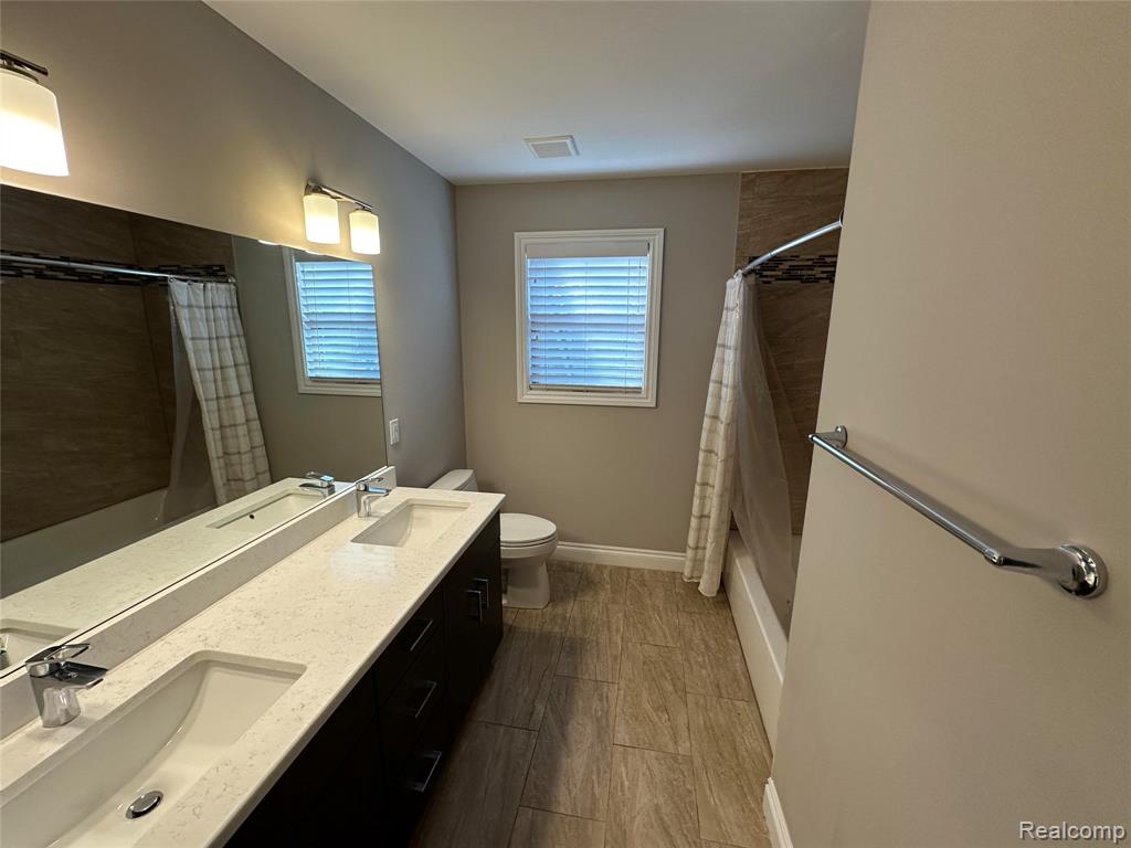 5121 Orchard Crest Drive, Troy, MI 48085 — Photo 54