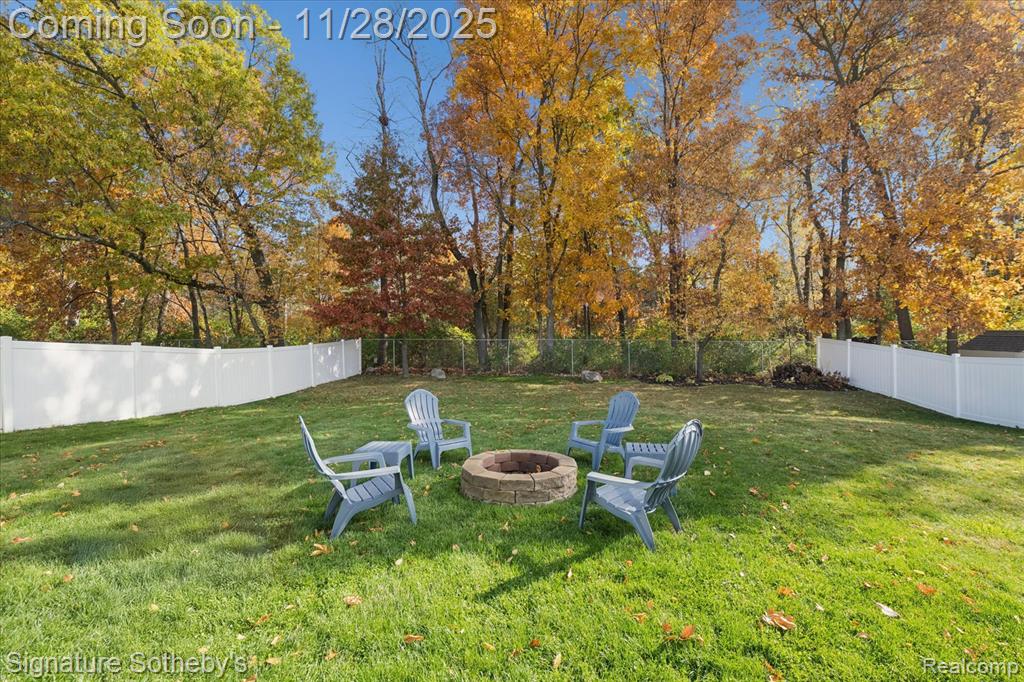 3680 Amber Oaks Drive, Howell, MI 48855 — Photo 45