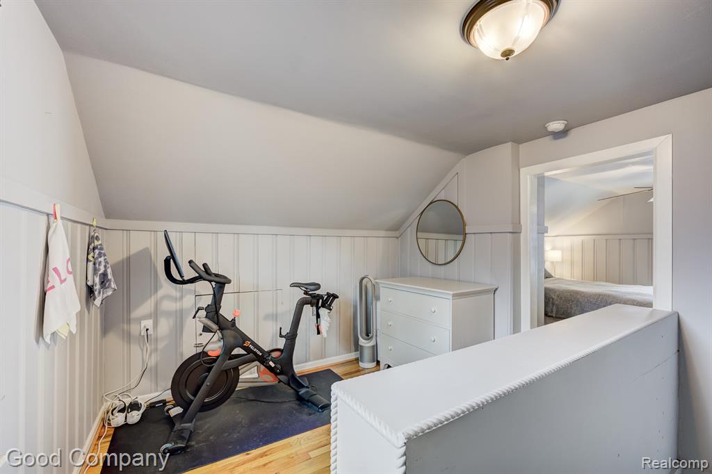 812 N Edgeworth Avenue, Royal Oak, MI 48067 — Photo 23