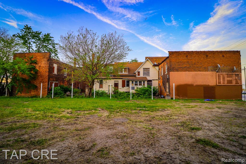 7000 W Fort Street - Photo 4