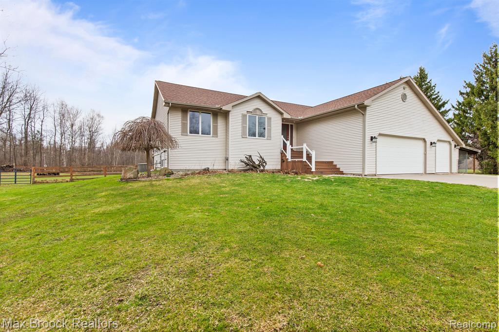 3565 JONES Road, North Branch, MI 48461 — Photo 54