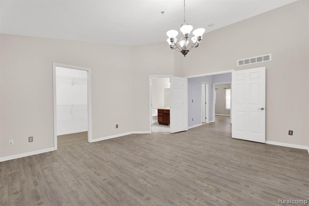 42849 Richmond Drive, Sterling Heights, MI 48313 — Photo 24