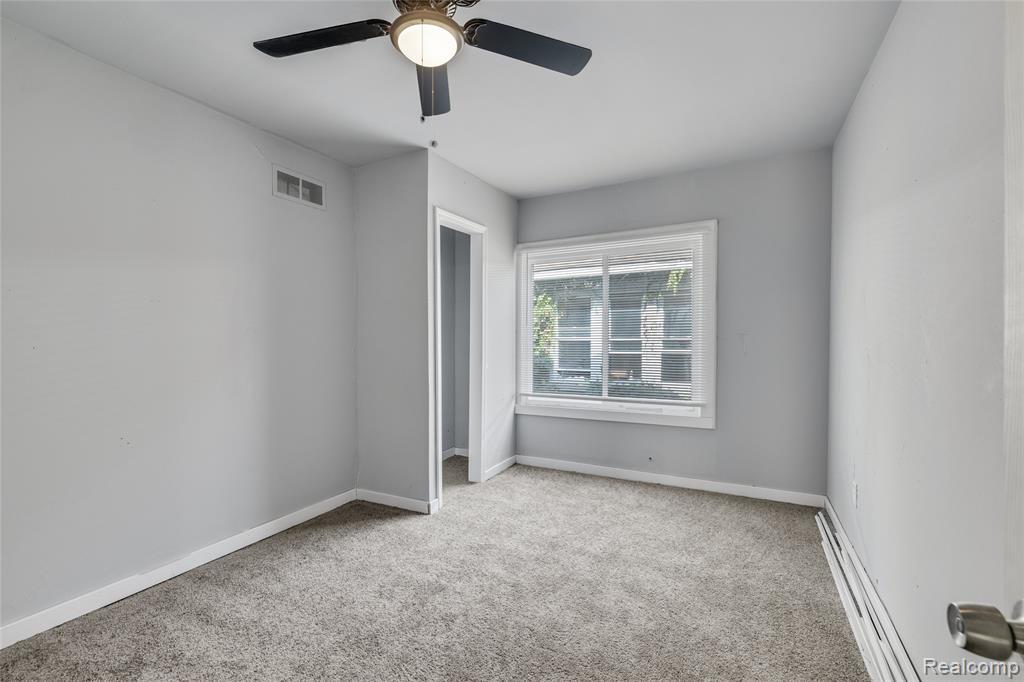 612 W Hollywood, Detroit, MI 48203 — Photo 19
