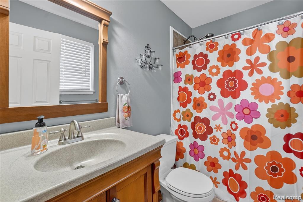 8051 Rose Lane, Goodrich Vlg, MI — Photo 21