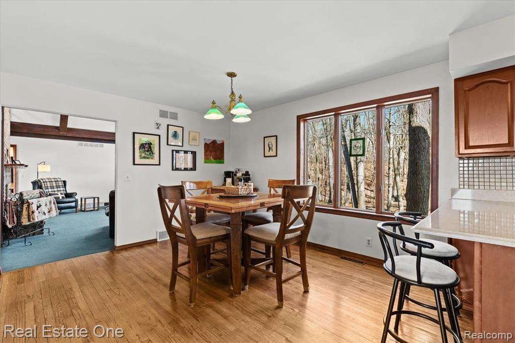 5595 NAVAJO Trail, Pinckney, MI 48169 — Photo 15