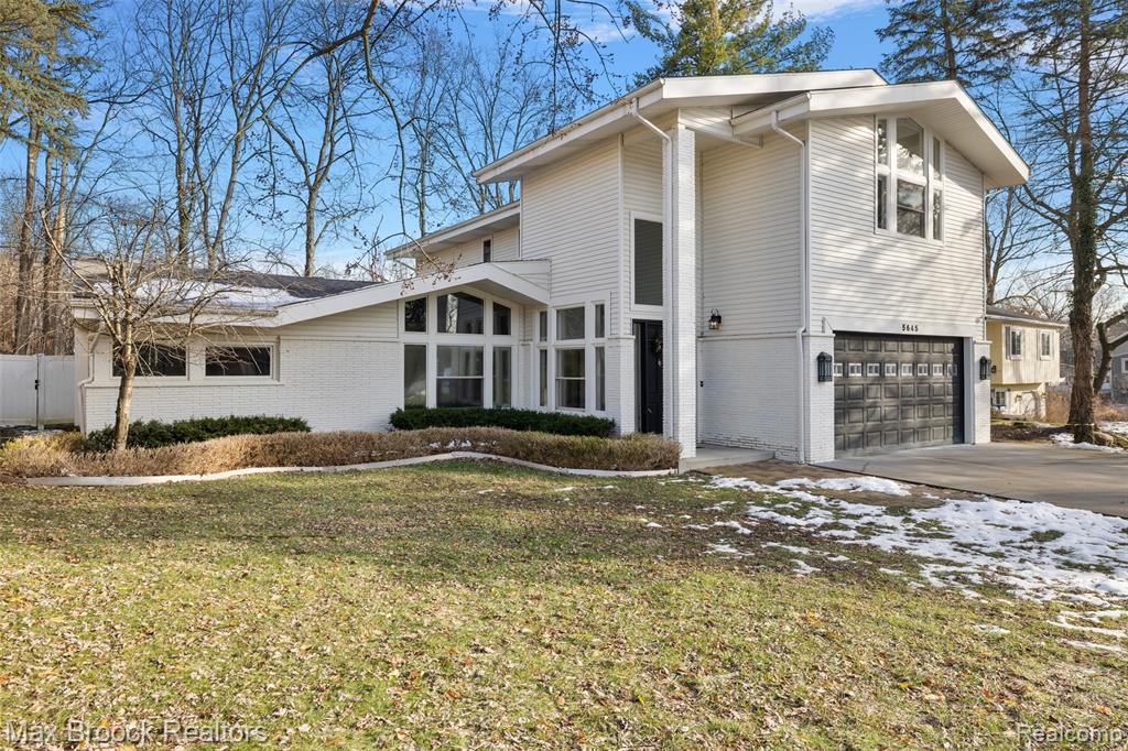 5645 Eastman Boulevard, West Bloomfield, MI 48323 — front exterior