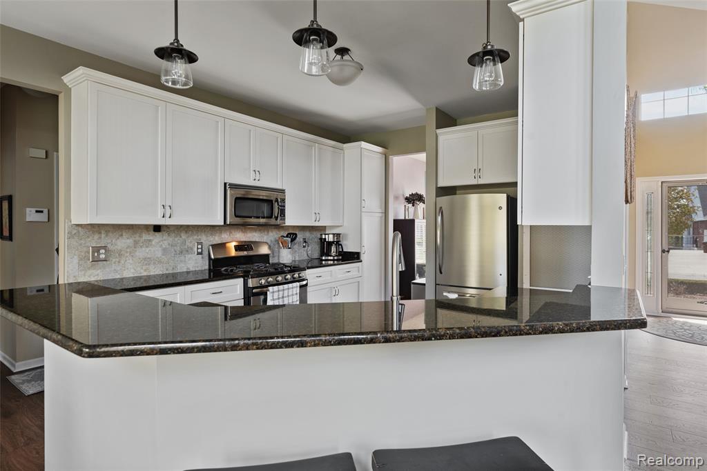14109 Berryknoll Drive, Utica, MI 48315 — Photo 10